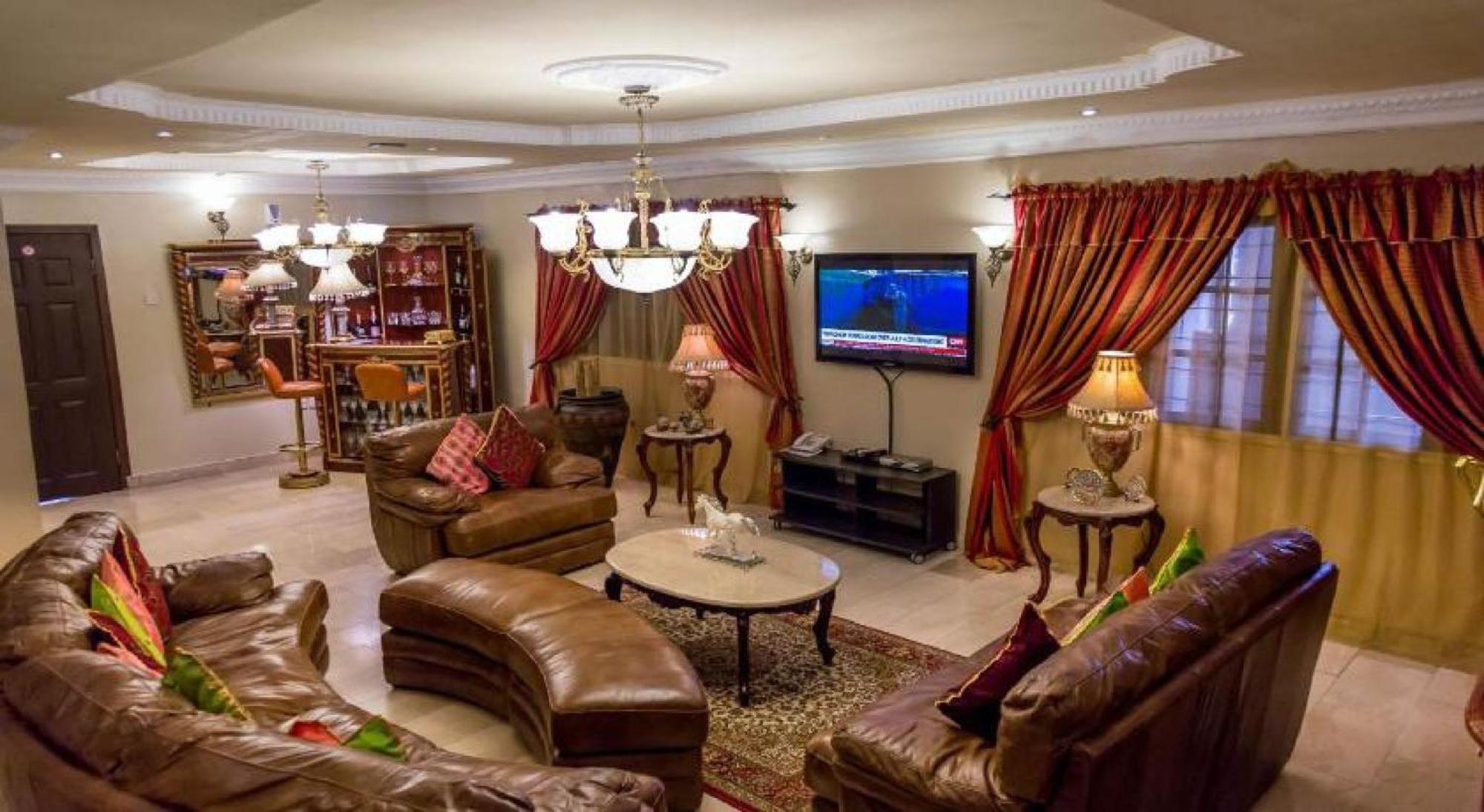 Room In Lodge - Apartment Royale Hotel-3 Bd Apartment Ikeja Eksteriør bilde