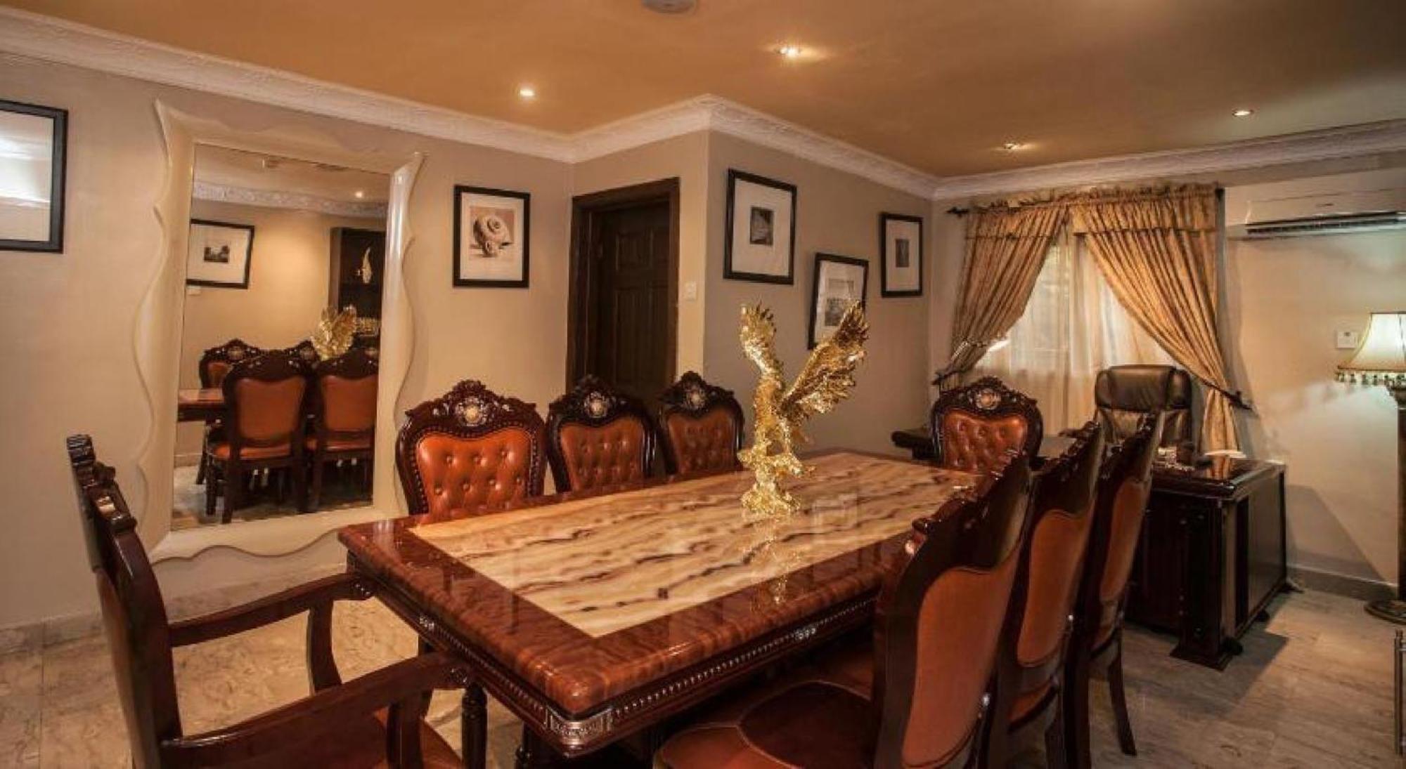 Room In Lodge - Apartment Royale Hotel-3 Bd Apartment Ikeja Eksteriør bilde