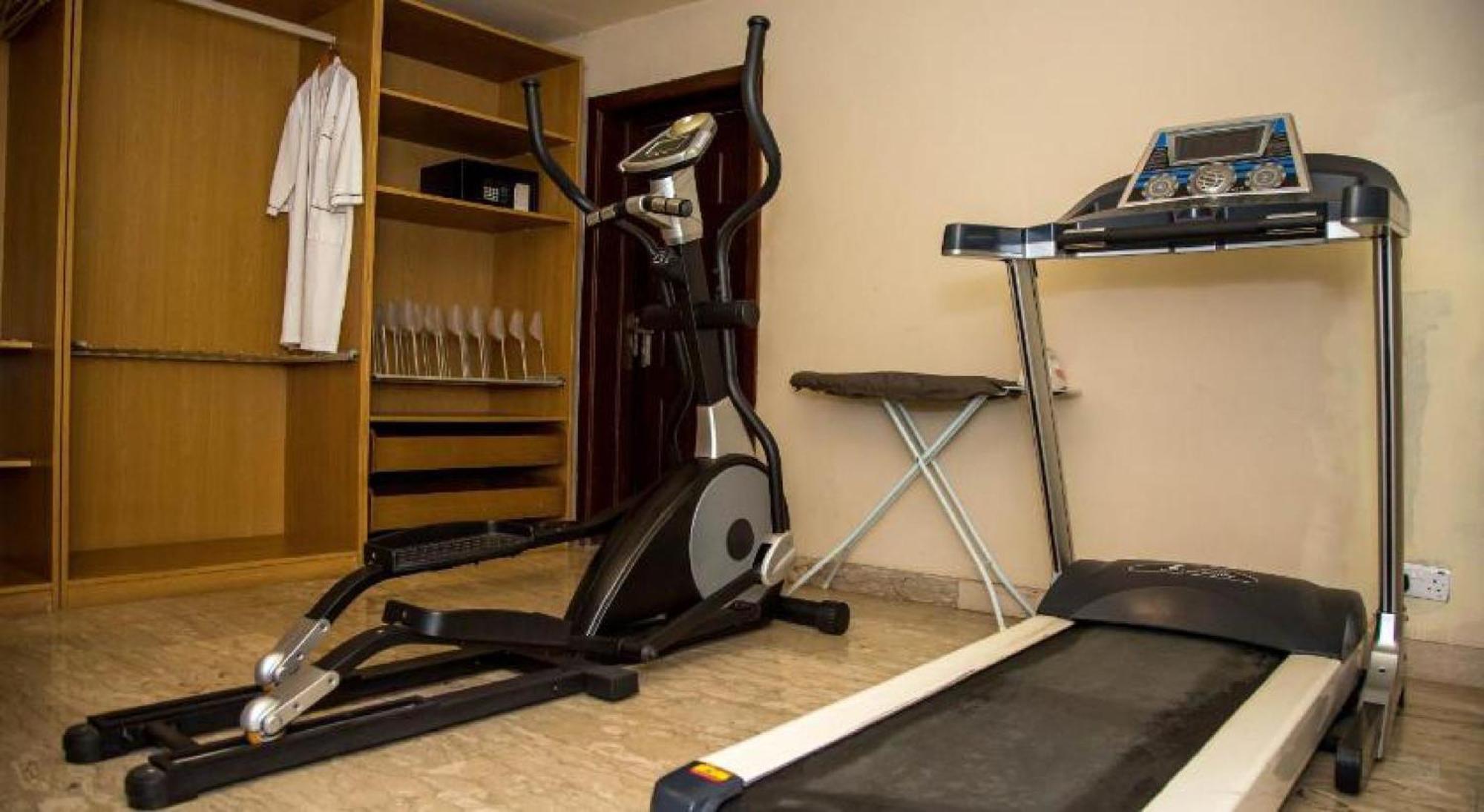 Room In Lodge - Apartment Royale Hotel-3 Bd Apartment Ikeja Eksteriør bilde
